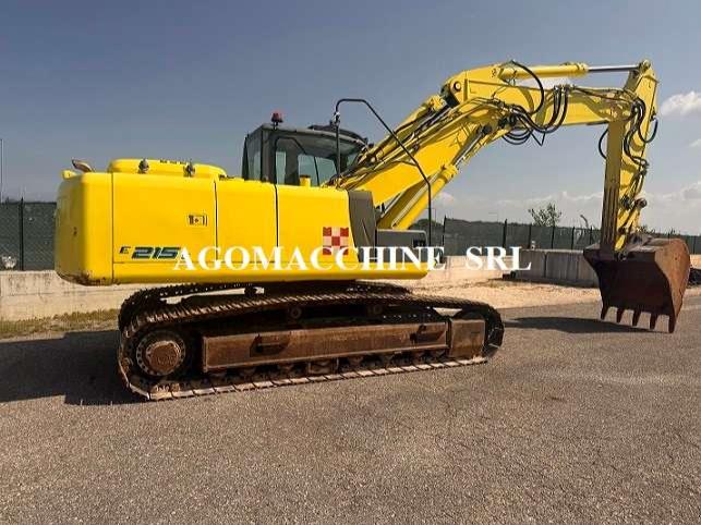 New Holland E215C Photo 8