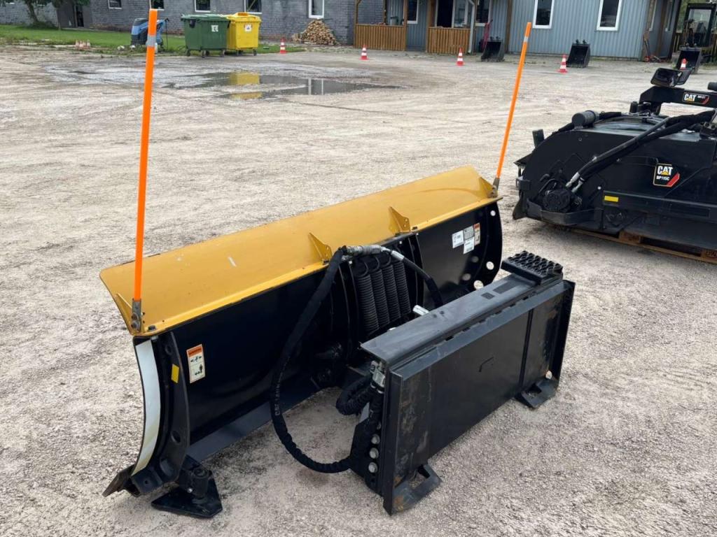 Caterpillar ANGLE BLADE Photo 3