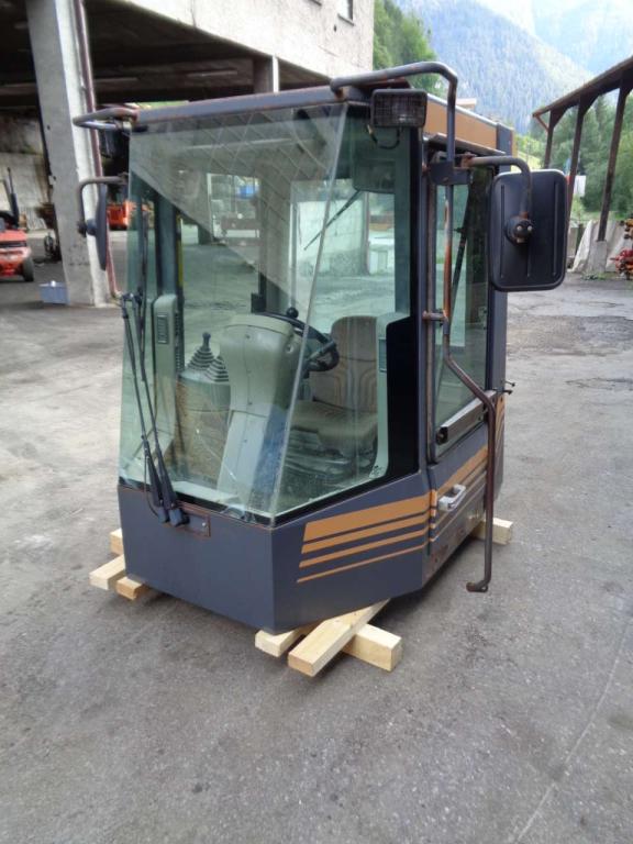 Cab for Case Serie -21 C Photo 1