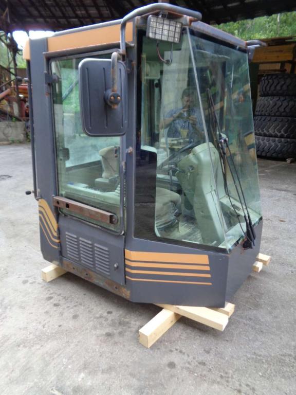 Cab for Case Serie -21 C Photo 2