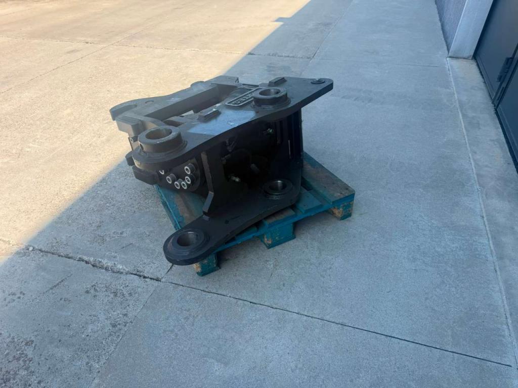 Whites Quick coupler tiltrotator Photo 2