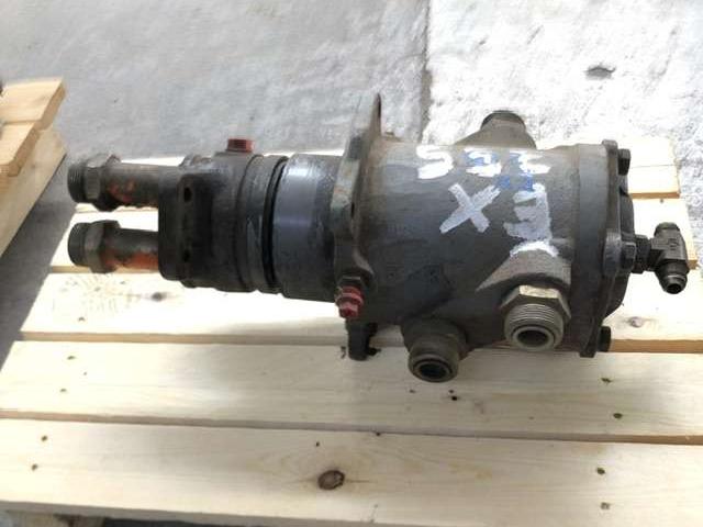 Hitachi Rotating joint for Hitachi ZX240 Photo 1