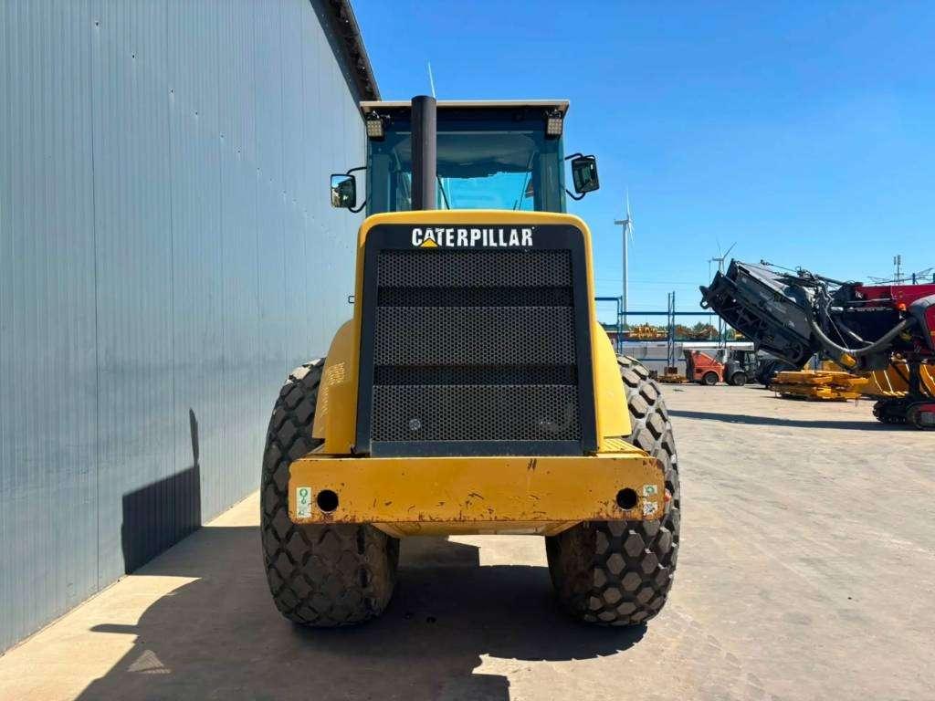 Caterpillar CS563D Photo 28