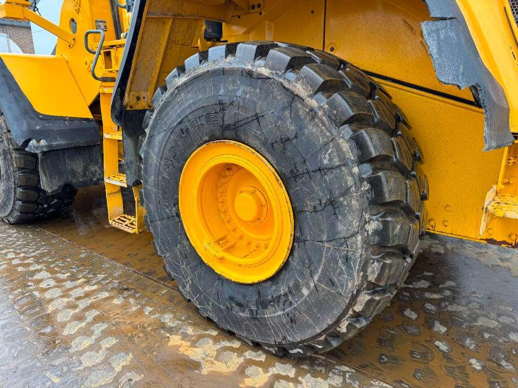 Volvo L150H - High-tip Bucket / Backup Camera Photo 22