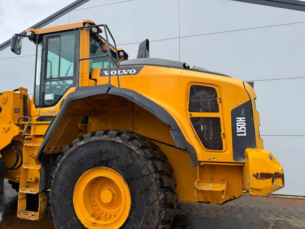 Volvo L150H - High-tip Bucket / Backup Camera Photo 28