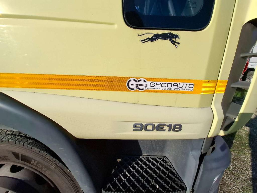 Iveco 100.90 Photo 4
