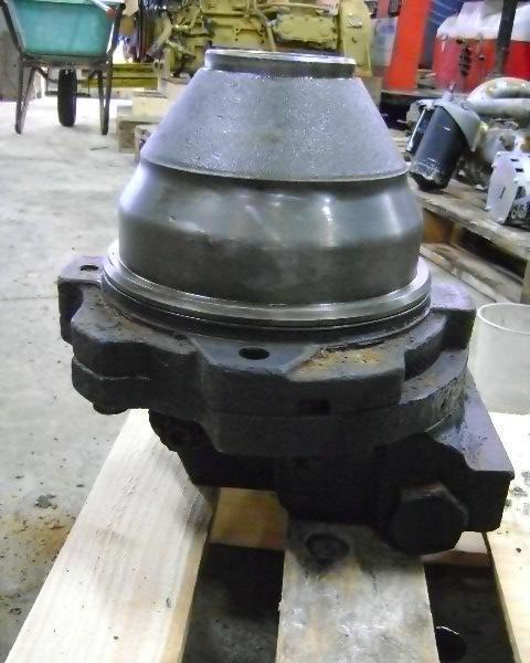 Track motor for Fiat Hitachi FH 300 Photo 3