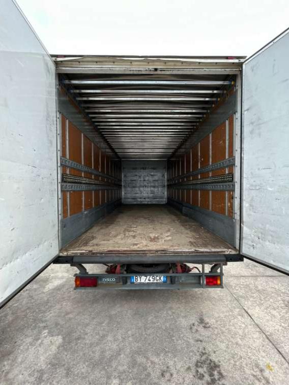 Iveco 75E15 Photo 9