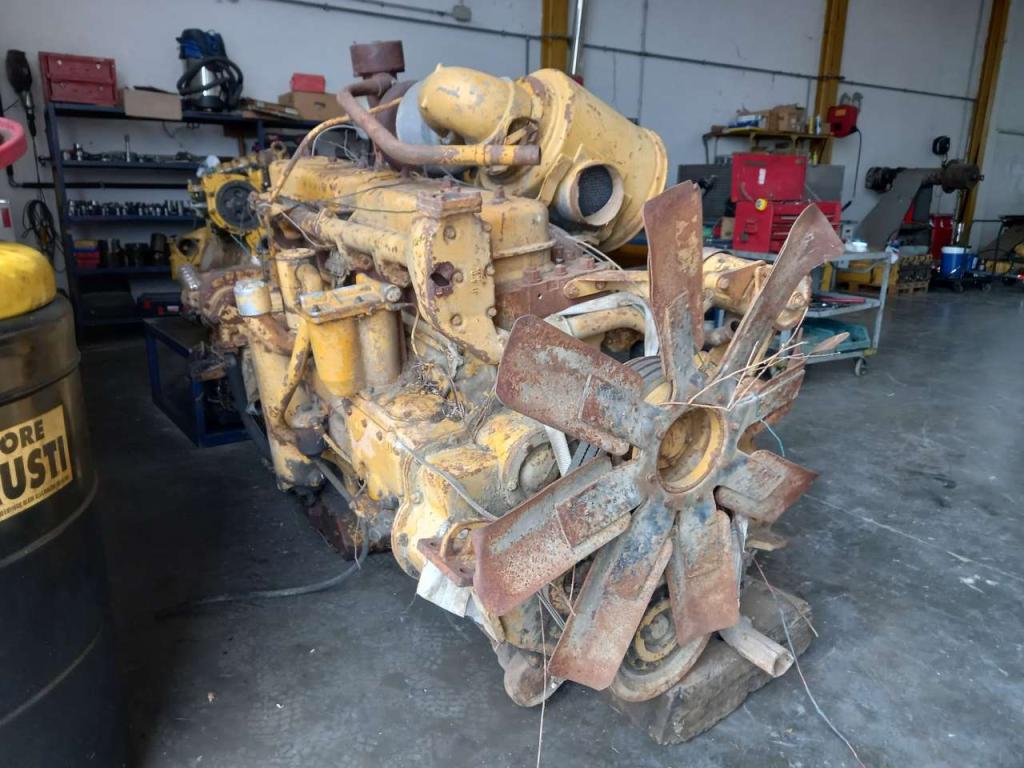Internal combustion engine for Caterpillar D8H Photo 1