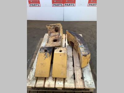 Ballast (construction machinery) for Caterpillar 924G sold by Massucco T. Srl Area Ricambi