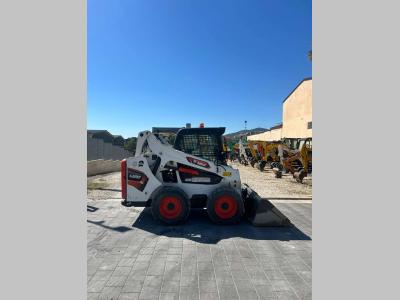 Bobcat S590 Photo 1