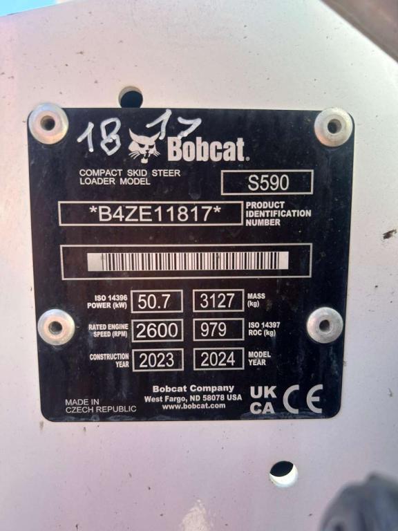 Bobcat S590 Photo 10