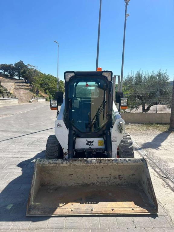 Bobcat S590 Photo 7