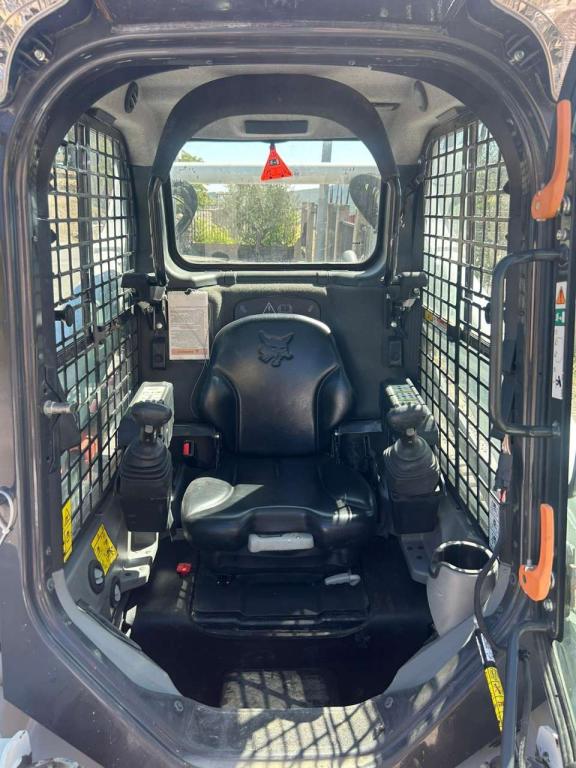 Bobcat S590 Photo 9