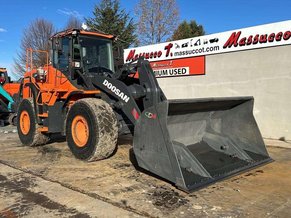 Doosan DL300-5 Photo 18