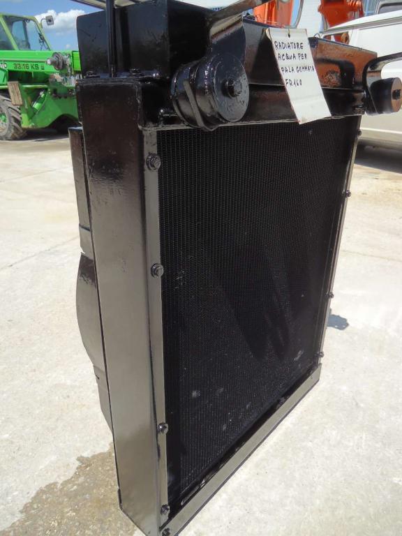 Water radiator for Fiat Hitachi FR160 Photo 1