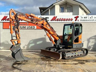 Doosan DX85R-3 sold by Massucco T. Srl