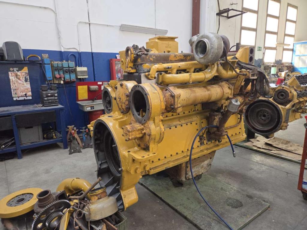 Internal combustion engine for Caterpillar CAT D353 Photo 4