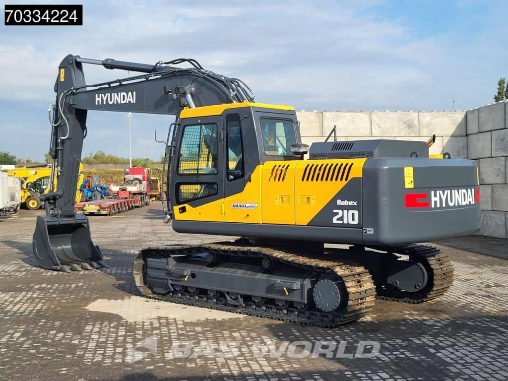 Hyundai R210 Photo 3