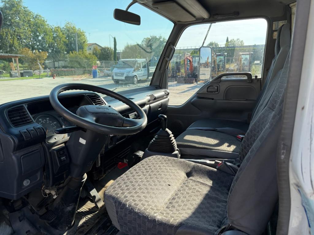Isuzu NQR 175 75 Photo 7