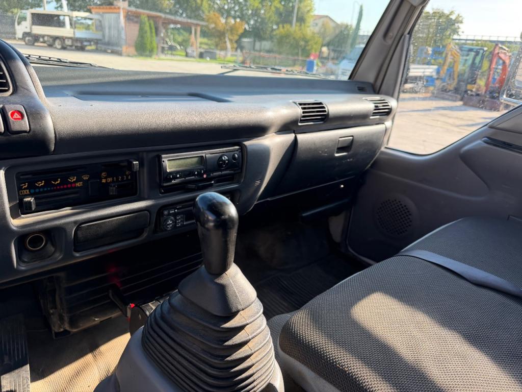 Isuzu NQR 175 75 Photo 8