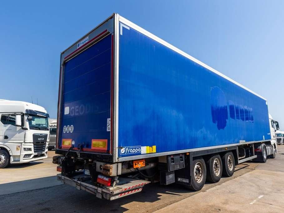 Lecitrailer CARRIER 1950 MT+DHOLLANDIA 3 T. Photo 5
