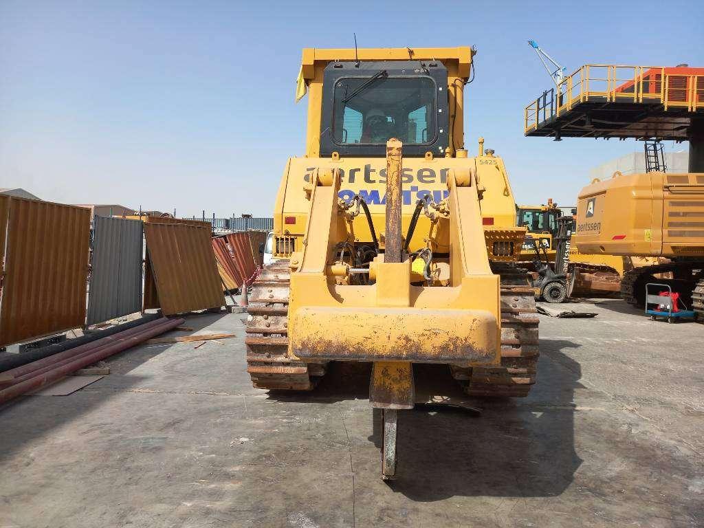 Komatsu D275A-5R (EXW - Abu Dhabi) Photo 3