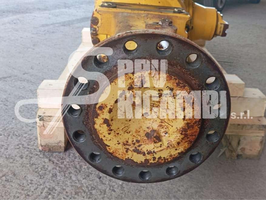 Front axle for Komatsu WA 320 Photo 5