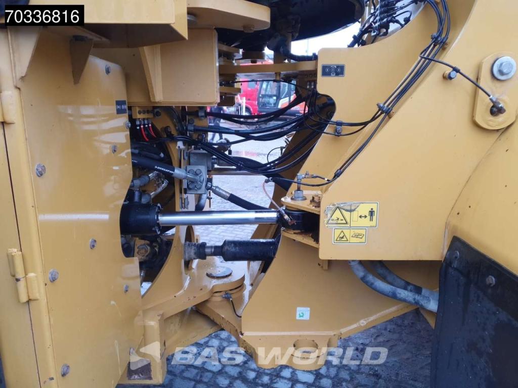 Caterpillar 966 M Photo 24