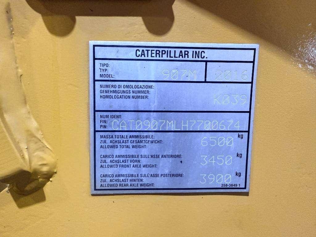 Caterpillar 907M Photo 16