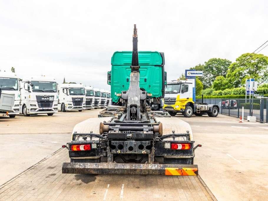 Mercedes-Benz AROCS 2643 L Photo 9
