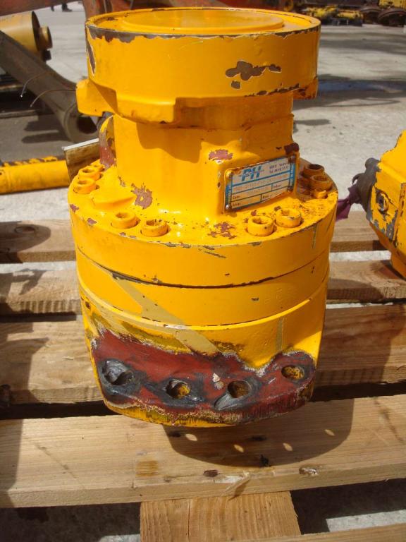 Turntable rotation motor for per Muletto Mecalac 8CXI Photo 1