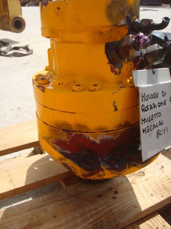 Turntable rotation motor for per Muletto Mecalac 8CXI Photo 4