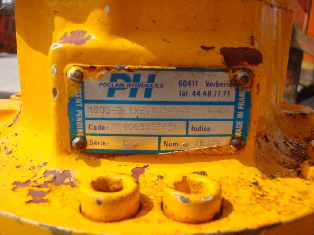 Turntable rotation motor for per Muletto Mecalac 8CXI Photo 5