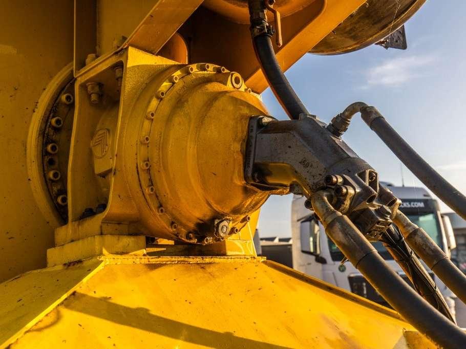 Mol BETONMIXER 12M3 Photo 11