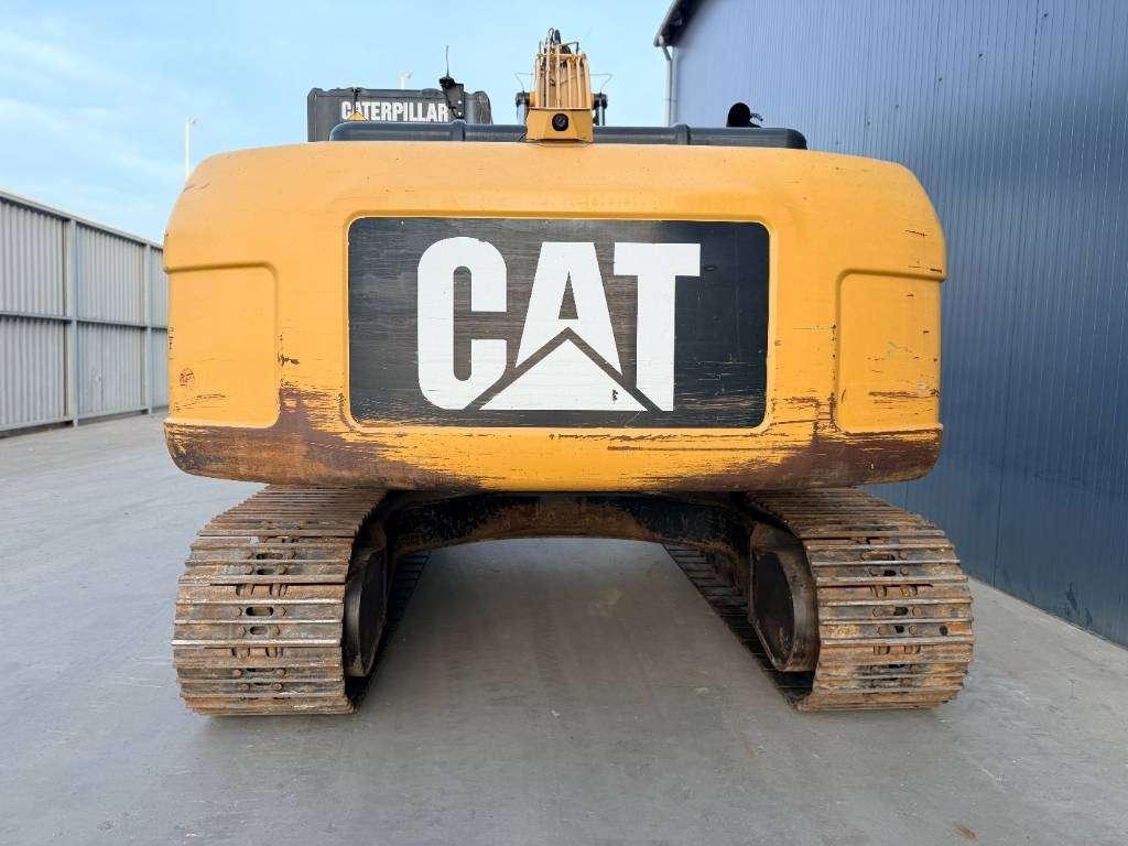 Caterpillar 320D L Photo 18