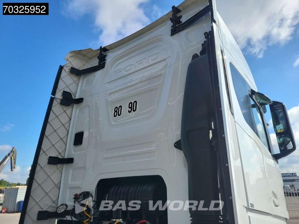 Ford F-Max 500 4X2 Retarder 2xTanks ACC Navi Standklima Photo 11