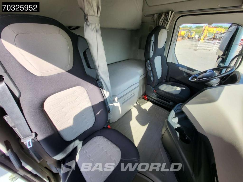 Ford F-Max 500 4X2 Retarder 2xTanks ACC Navi Standklima Photo 26