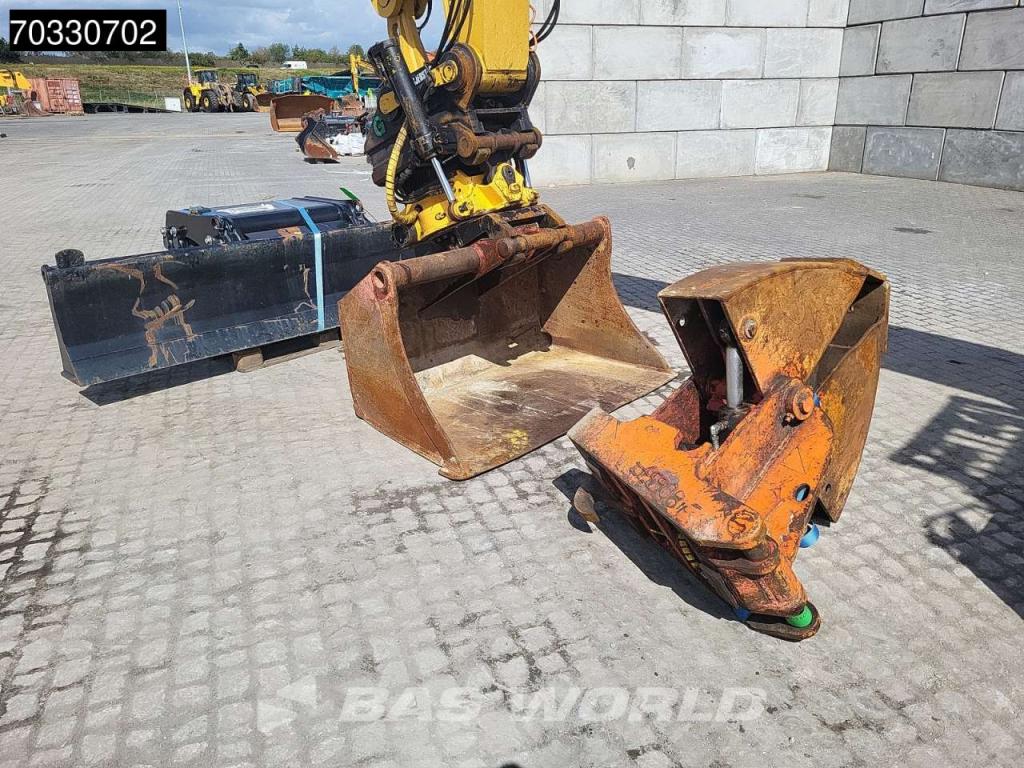 Caterpillar M322 D Rail & Road Photo 24