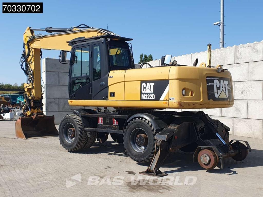 Caterpillar M322 D Rail & Road Photo 5