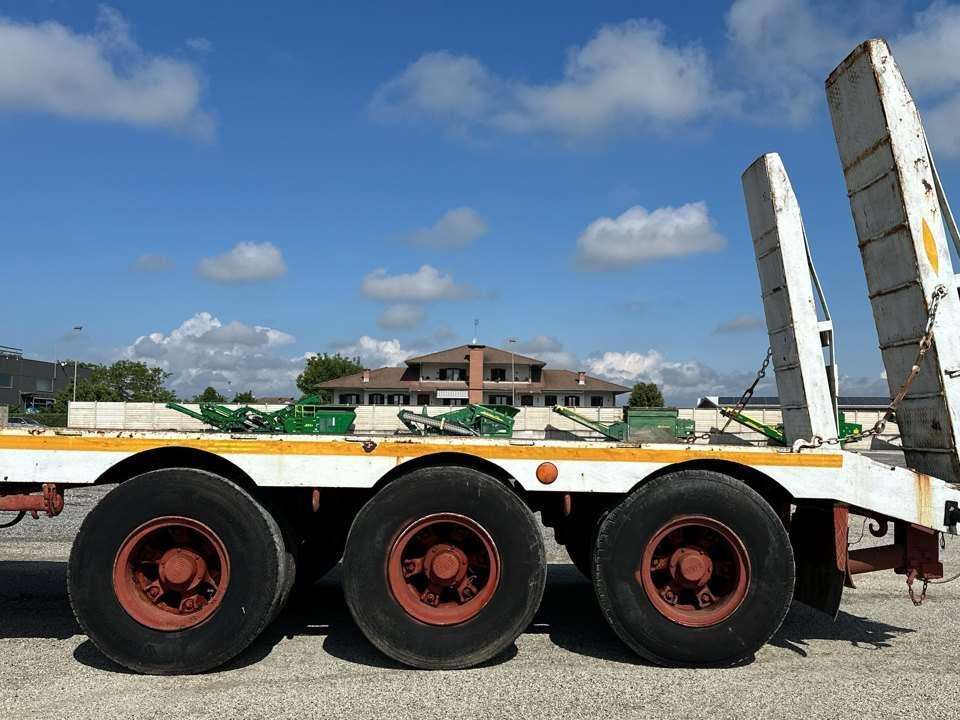 De Angelis Flatbed trailer Photo 4