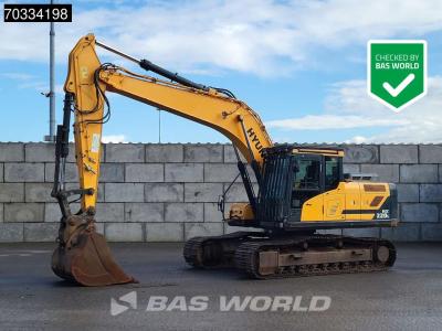 Hyundai HX220 L Photo 1