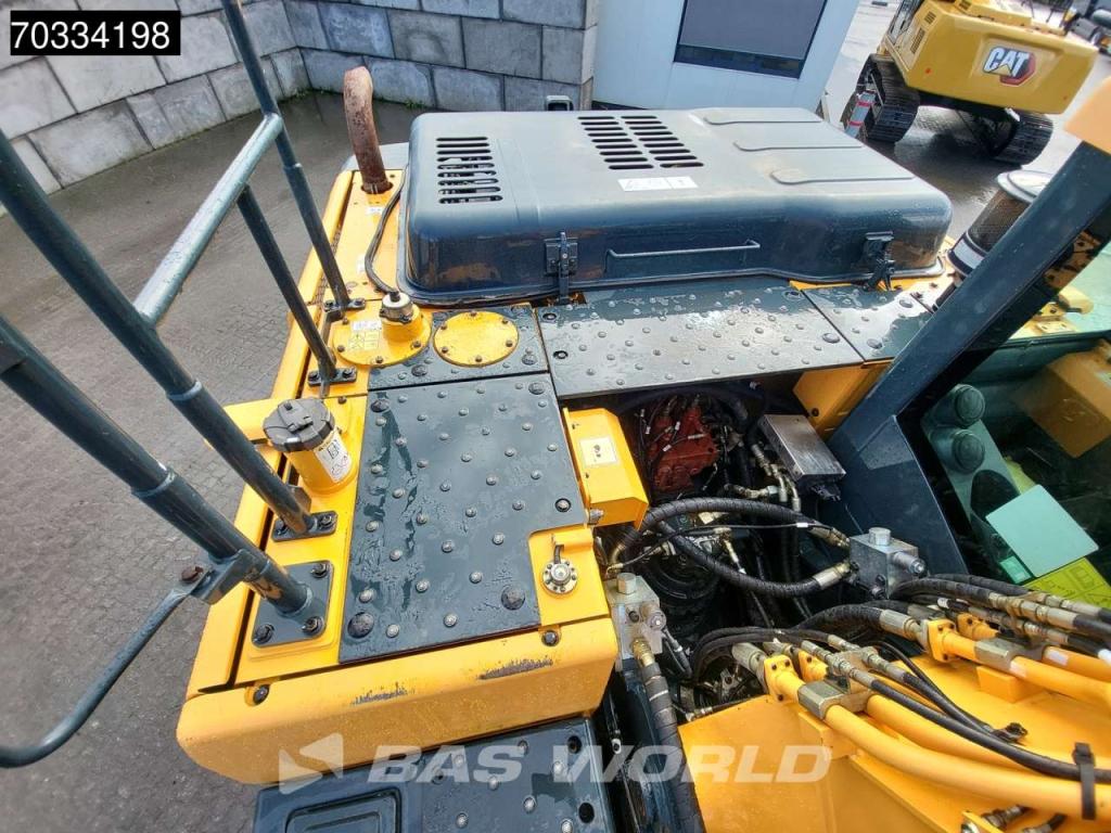 Hyundai HX220 L Photo 27