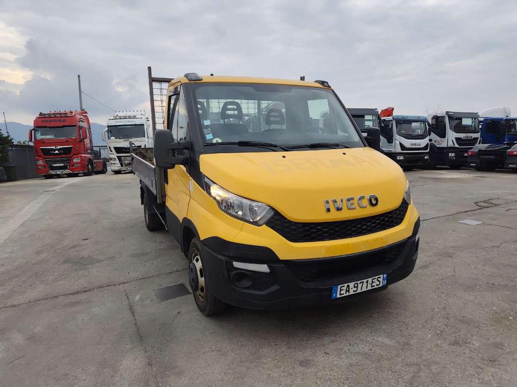 Iveco DAILY 35-130 Photo 12