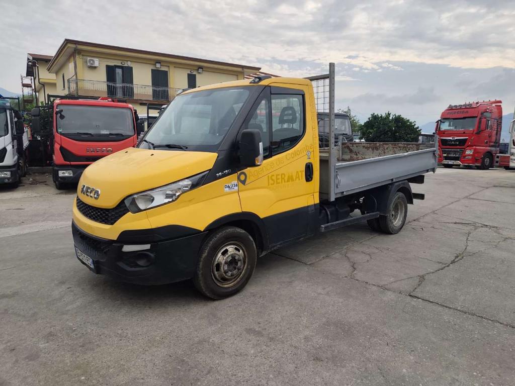 Iveco DAILY 35-130 Photo 23