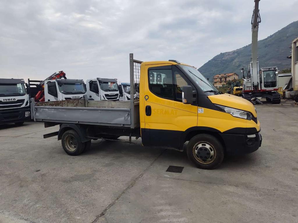 Iveco DAILY 35-130 Photo 7