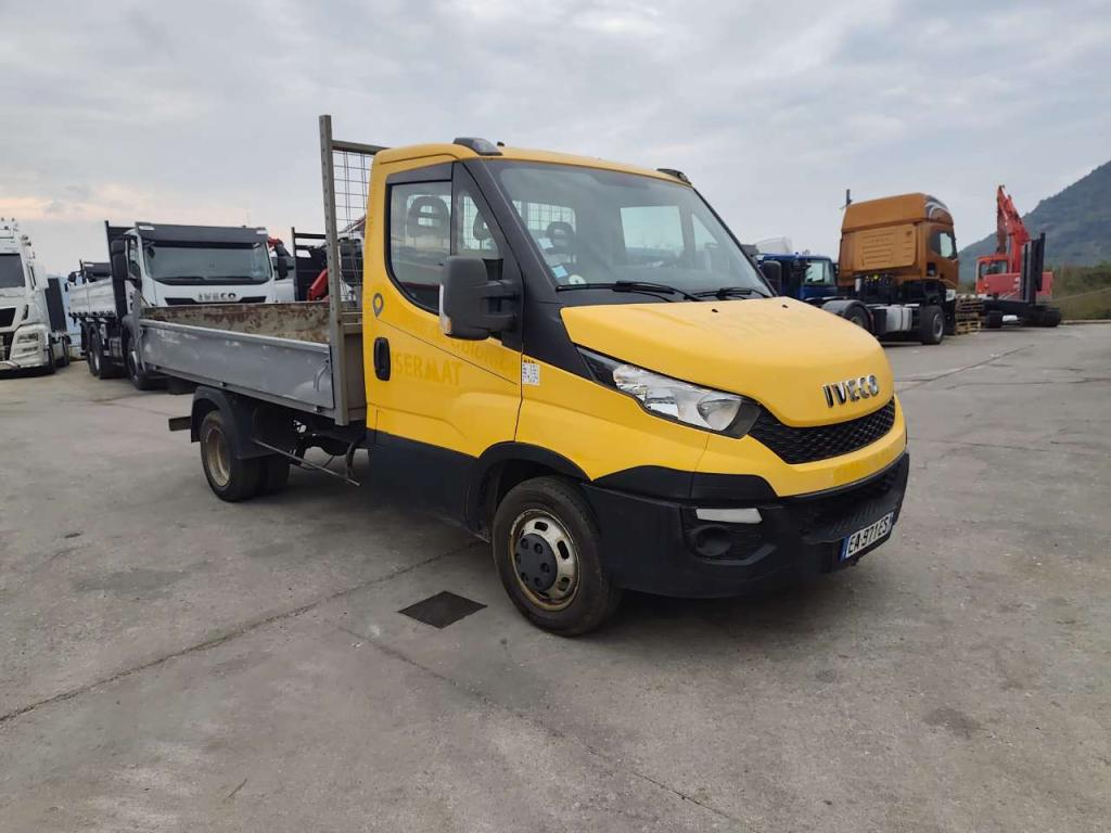 Iveco DAILY 35-130 Photo 9