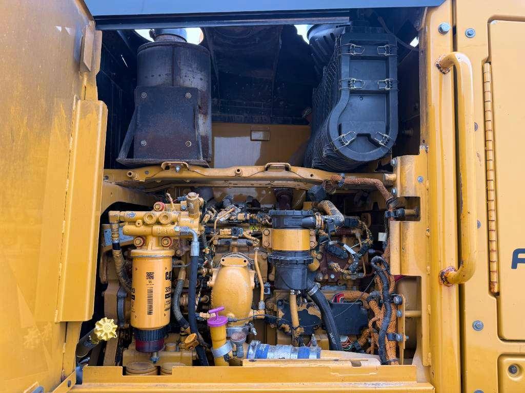 Caterpillar 160M Series II VHP - Joystick Controls Photo 30