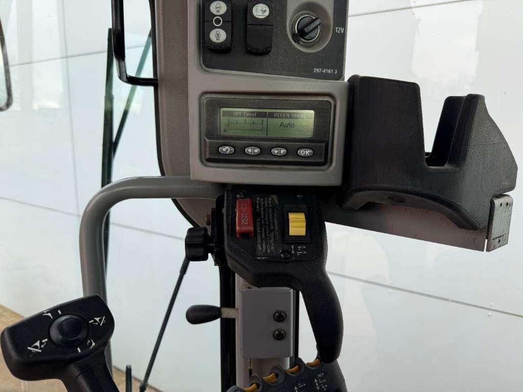 Caterpillar 160M Series II VHP - Joystick Controls Photo 9
