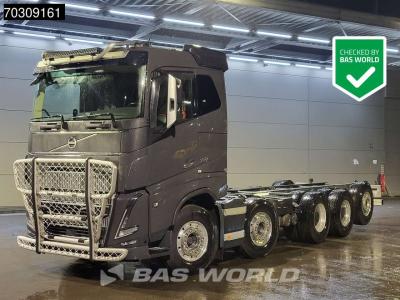 Volvo FH16 750 FH 10X4 10x4 chassis Lift+Steering axle dynamic steering Automatic Euro 6 sold by BAS World B.V.